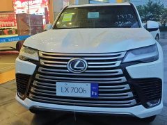 Lexus LX 700h Premier Edition - photo 2