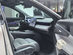 Lynk & Co Geely Lynk & Co 08 EM-P 2025 220km AWD Performance Halo - ფოტო 13