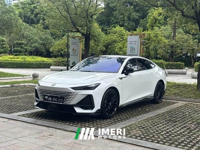 Changan UNI-V 1.5T Premium Sport