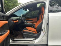 Changan UNI-V 1.5T Premium Sport - ფოტო 4