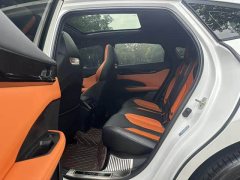Changan UNI-V 1.5T Premium Sport - ფოტო 6