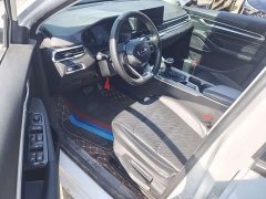 Geely Emgrand 4th Generation 1.5L CVT Luxury - photo 4