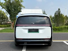 Li Auto Li Xiang MEGA 2024 Ultra - ფოტო 6