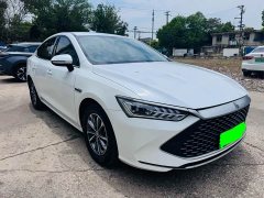 BYD Qin PLUS Glory Edition DM-i 55KM Leading - ფოტო 3