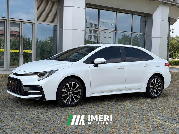 Toyota Corolla 1.8L CVT Sport - ავტომობილი ჩინეთიდან