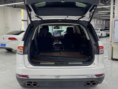 Lincoln Aviator 3.0T V6 AWD Premium - ფოტო 13