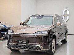 AITO M9 Extended Range Ultimate World Leader Extended 6-Seater - ფოტო 1