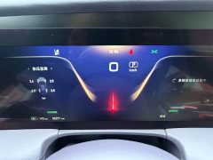 FAW Red Flag E-HS9 2022 690km Range Flagship Edition Six-Seater - ფოტო 17
