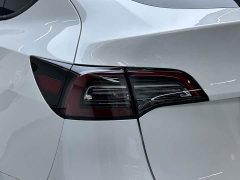 Tesla Model Y 2023 Long Range All-Wheel Drive - ფოტო 11