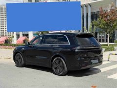 Li Auto L8 Max - ფოტო 17