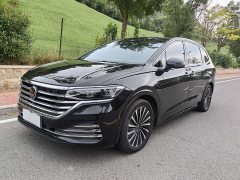 Volkswagen Viloran 380TSI Prestige - photo 1