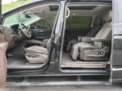 Volkswagen Viloran 380TSI Prestige - photo 12