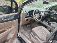 Volkswagen Viloran 380TSI Prestige - photo 8