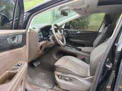 Volkswagen Viloran 380TSI Prestige - photo 9