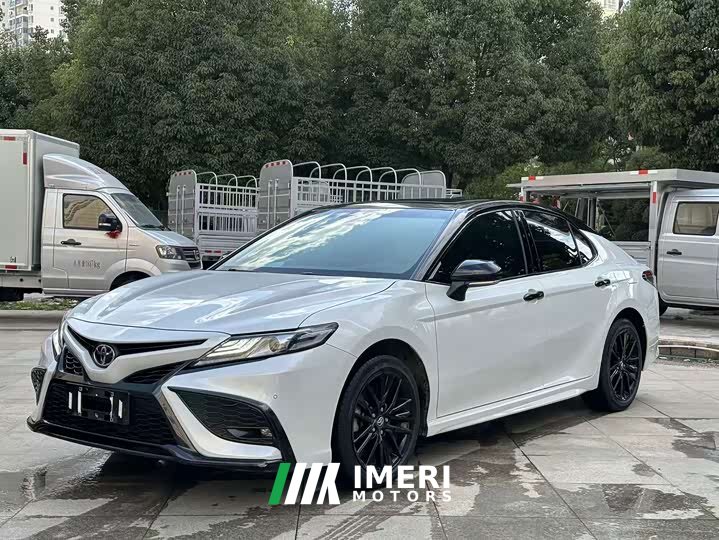 Toyota Camry 2.0S Knight Edition - ავტომობილი ჩინეთიდან