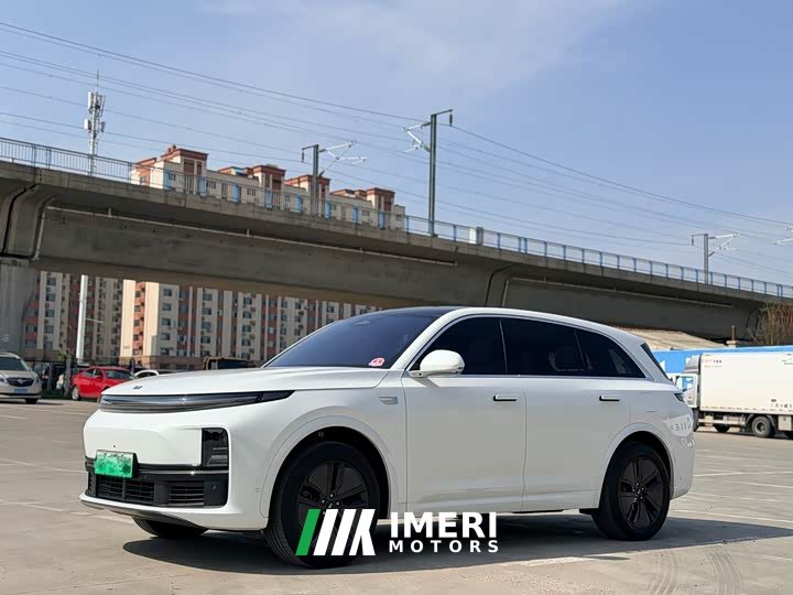 Li Auto L7 Pro - ავტომობილი ჩინეთიდან