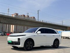 Li Auto L7 Pro - ფოტო 1