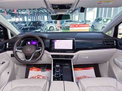 Volkswagen Viloran 380TSI Prestige - ფოტო 8