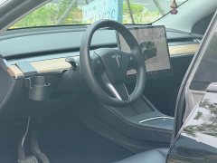 Tesla Model Y Rear-Wheel Drive - ფოტო 4