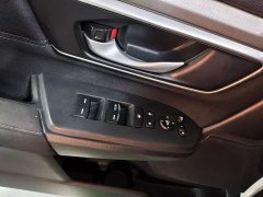 Honda CR-V 240TURBO CVT FWD Urban Edition - ფოტო 11