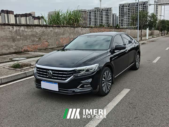 Volkswagen Passat 2020 Facelift 330TSI Luxury National VI - ავტომობილი ჩინეთიდან