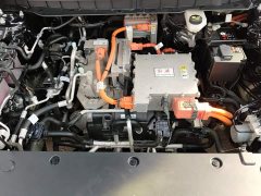 FAW Red Flag E-QM5 Facelift Base Mobility Edition - ფოტო 10