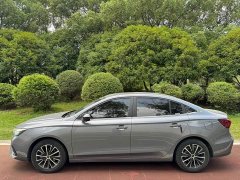 SAIC MG i5 1.5L CVT Star Shine Edition - ფოტო 4