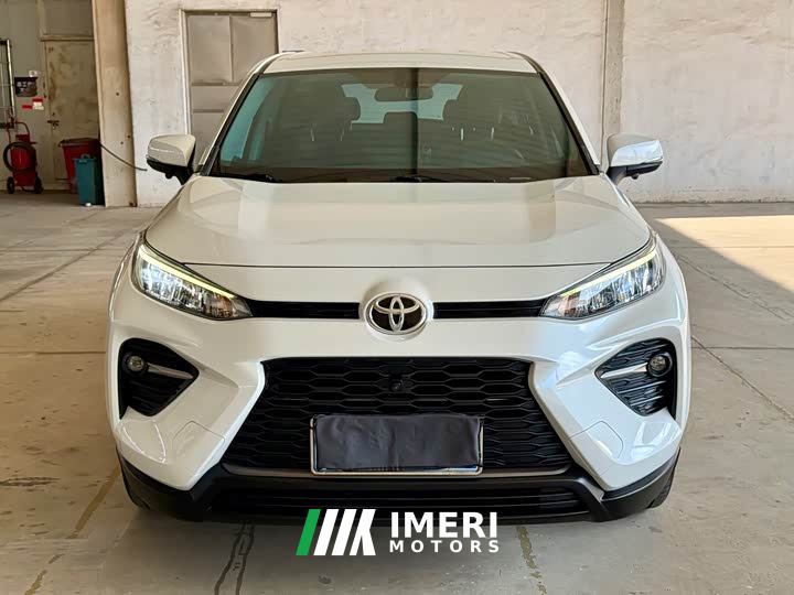 Toyota Wildland 2.0L CVT FWD Leading Edition