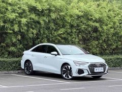 Audi A3 A3L Limousine 35 TFSI Fashion Sport Edition - ფოტო 1