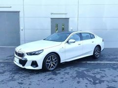 BMW i5 eDrive 40L M Sport Package - ფოტო 1