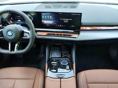 BMW i5 eDrive 40L M Sport Package - ფოტო 7