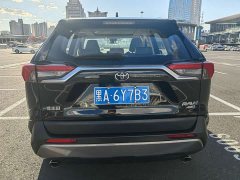 Toyota RAV4 2.0L CVT AWD Premium Edition - ფოტო 4