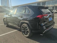 Toyota RAV4 2.0L CVT AWD Premium Edition - ფოტო 6