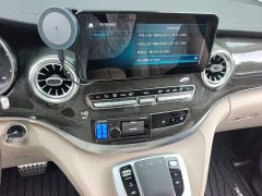 Mercedes-Benz V-Class 2021 V 260 L Long Wheelbase Luxury Edition - ფოტო 9