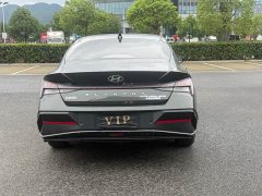 Hyundai Elantra 2023 1.5L CVT Luxury - ფოტო 9