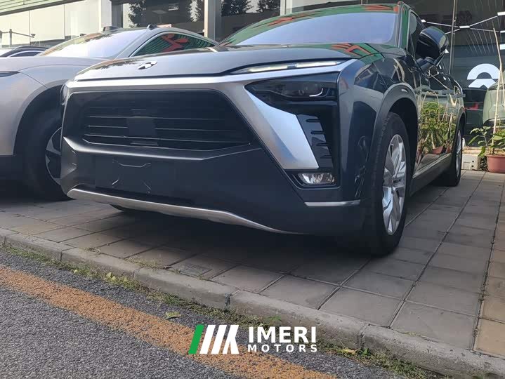 NIO ES8 415KM Six-Seater