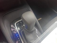 Toyota Corolla 1.8L CVT Luxury - ფოტო 10