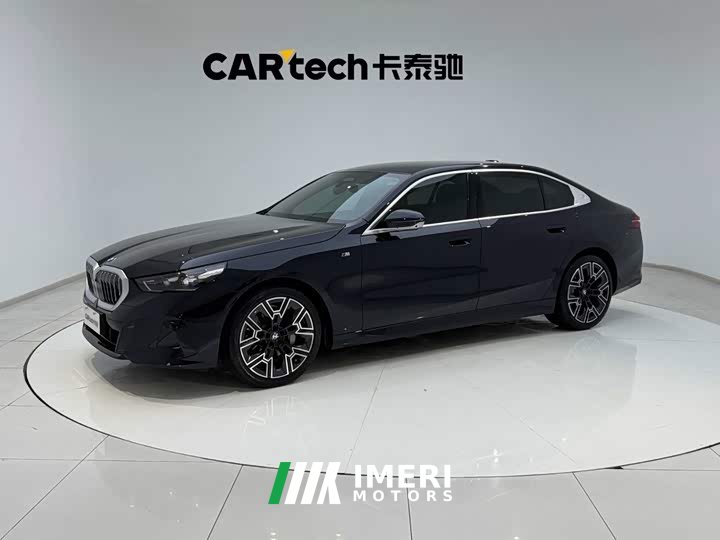 BMW 5 Series 530Li Luxury M Sport Package - ავტომობილი ჩინეთიდან