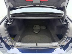 BMW 5 Series 530Li Luxury M Sport Package - ფოტო 14