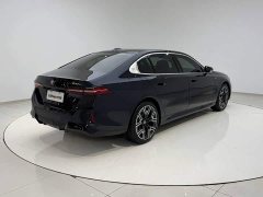 BMW 5 Series 530Li Luxury M Sport Package - ფოტო 8