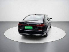 Volkswagen Passat 380TSI Luxury - ფოტო 5