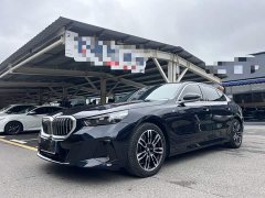 BMW 5 Series 530Li Premier M Sport Package - ფოტო 1