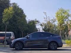 Tesla Model Y Rear-Wheel Drive - photo 5
