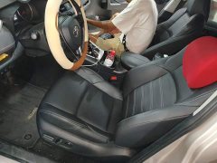 Toyota Venza 2.0L CVT FWD Luxury - ფოტო 16