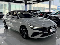 Hyundai Elantra 1.5L CVT Luxury - photo 3
