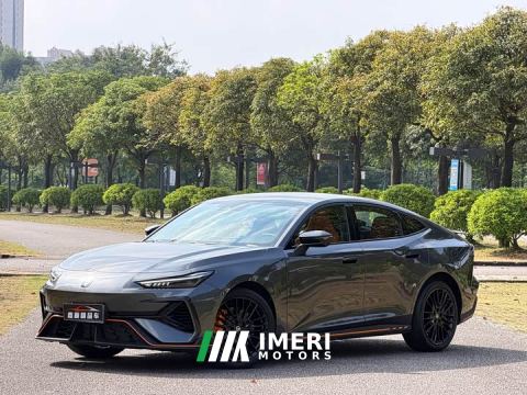 2025 Changan UNI-V Third Generation 2.0T Dynamic Engine Edition