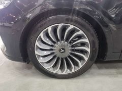 Voyah Lantu FREE Four-Wheel Drive Standard Extended Range Exclusive Luxury Package - ფოტო 7