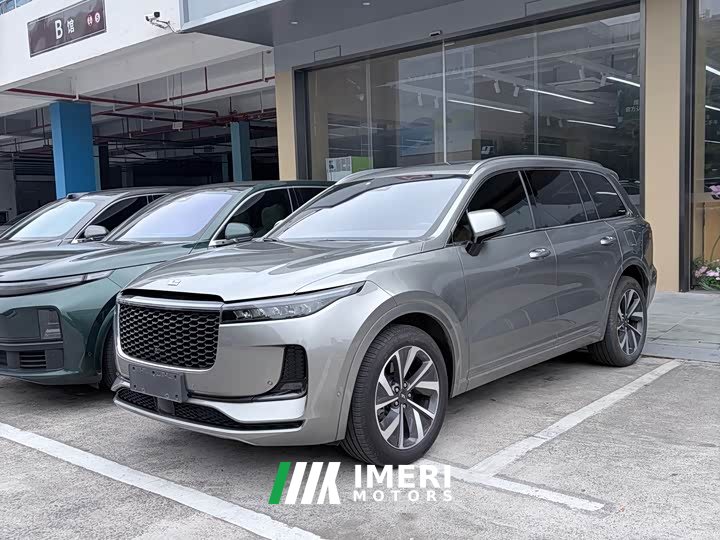 Li Auto ONE Extended Range 6-Seater - ავტომობილი ჩინეთიდან
