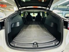 Tesla Model Y Standard Range RWD - ფოტო 14