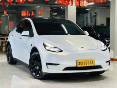 Tesla Model Y Standard Range RWD - ფოტო 3